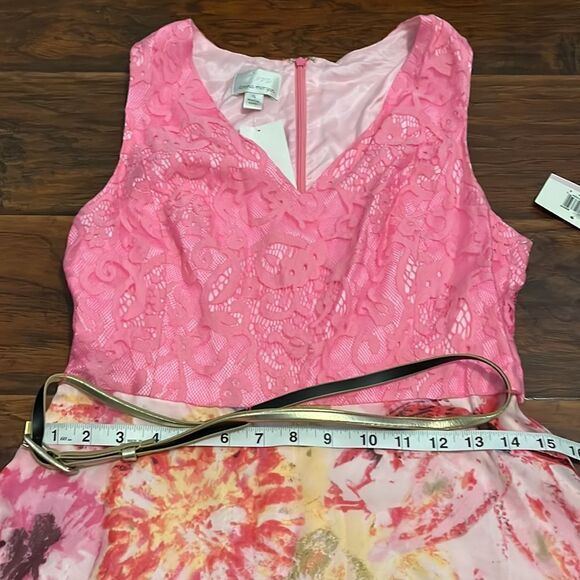 Donna Morgan Fit & Flare V-Neck Pink Lace Mixed Media Multi Floral Print Dress - Picture 8 of 15